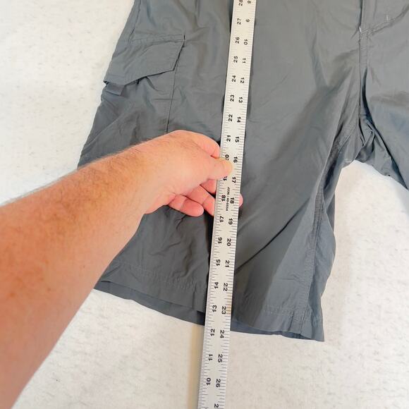 Columbia Omni Shade Cargo Shorts Men 40W Grey Pockets Quick Dry Swim to Golf - Picture 9 of 16